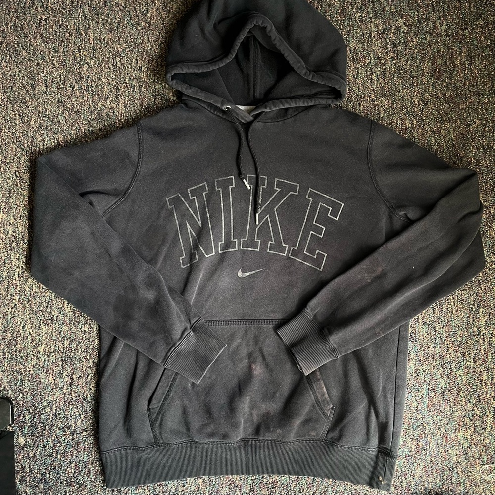 Nike Black Sweatshirt Athletic Style
